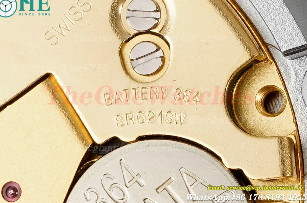 67650 Royal Qtz White SS SS Oak Swiss Ladies 33mm ZF 0519